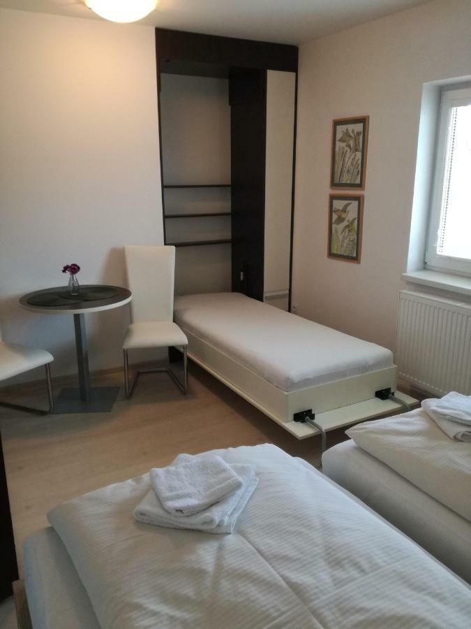 Club Apartment